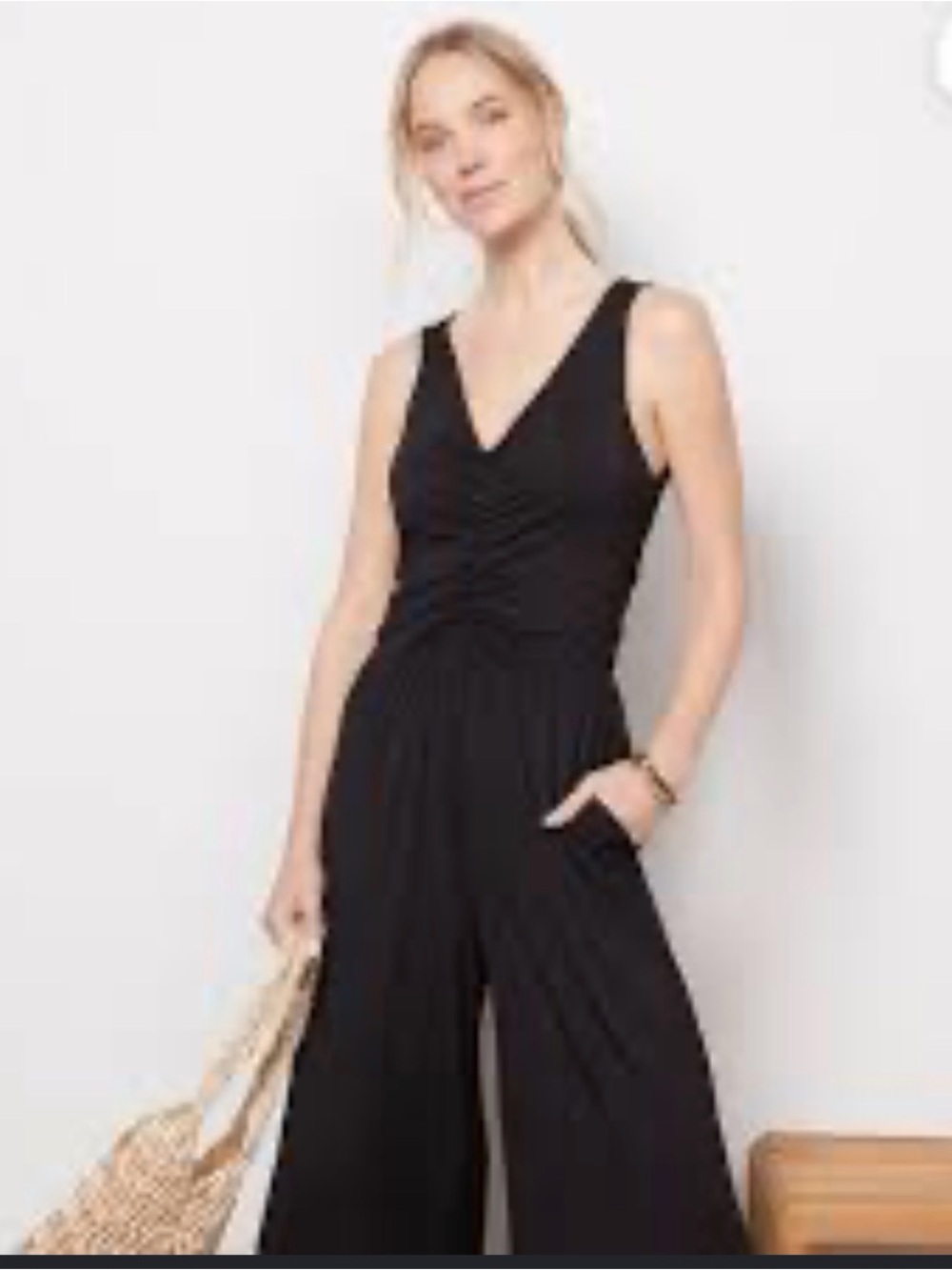 New With Tags Evereve Blair Ruched Front Jumpsuit Sz M